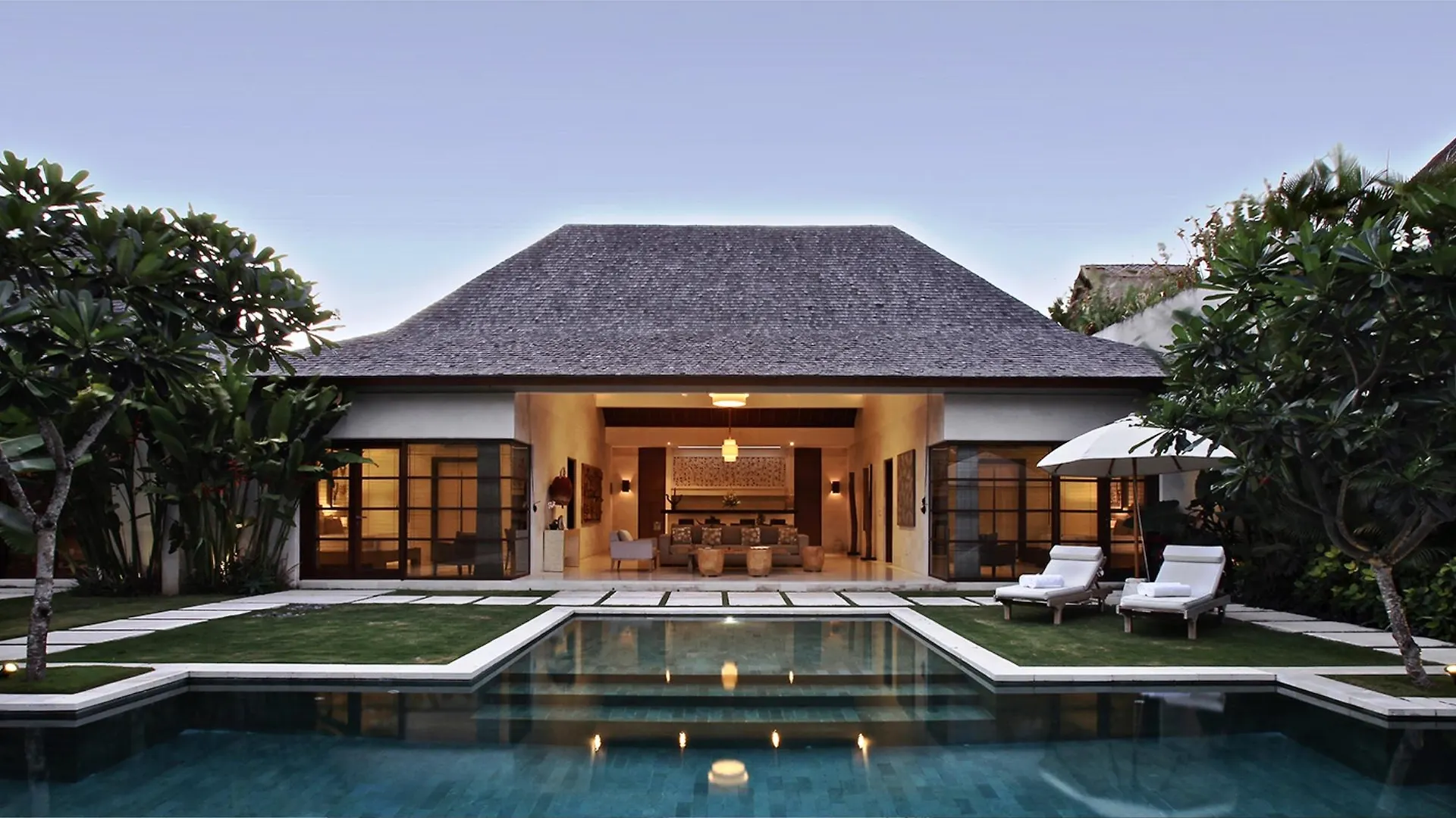 Nyaman Villas Seminyak  Hotel Seminyak (Bali)