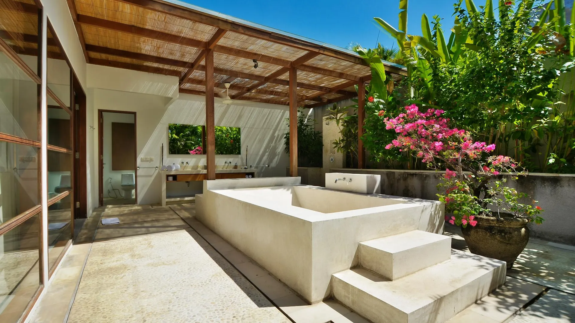 Hotel Nyaman Villas Seminyak