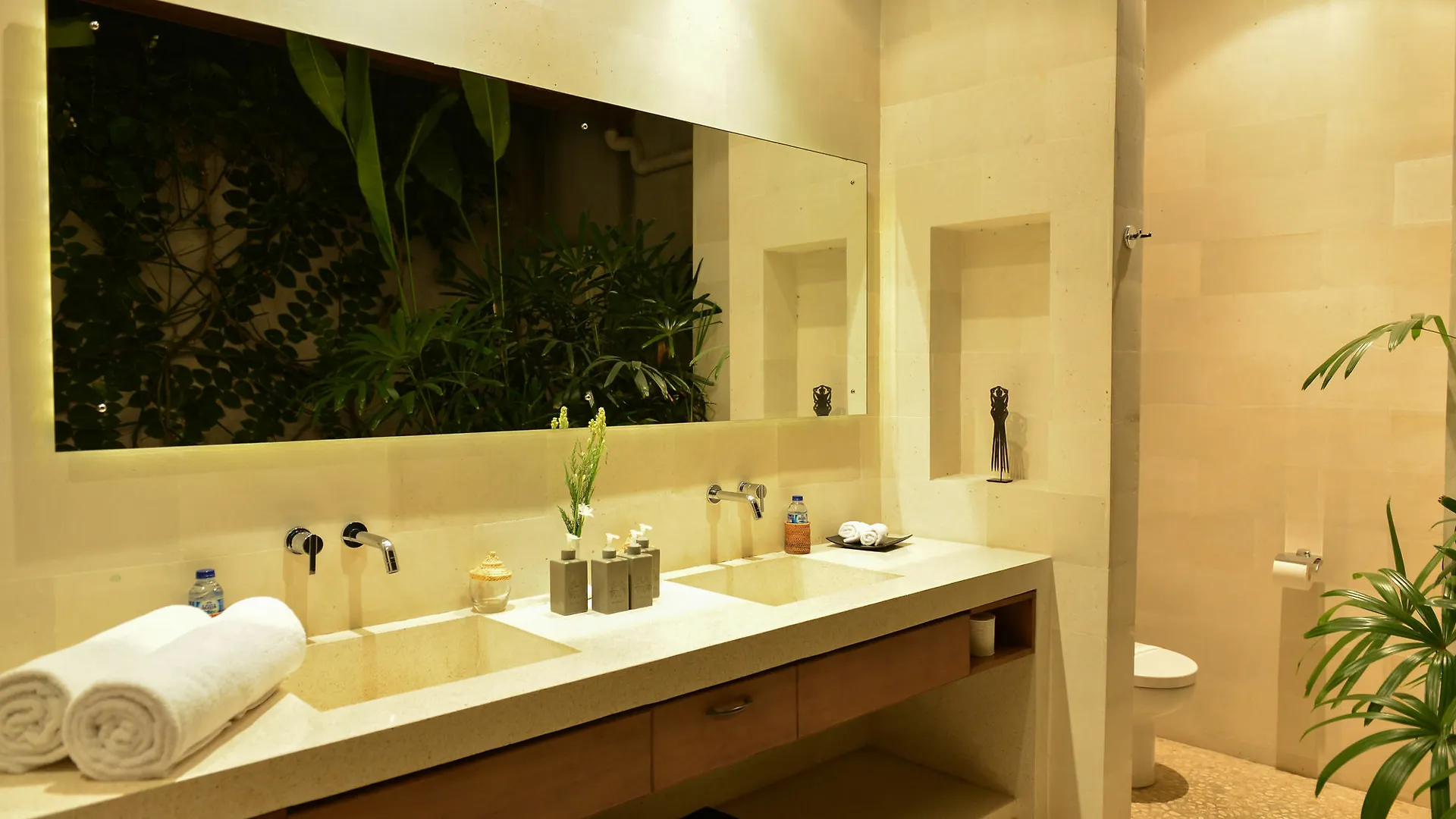 Hotel Nyaman Villas Seminyak